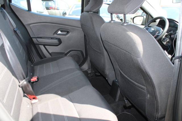 Dacia Sandero 1.0 sce Comfort 65cv con CarPlay - Immagine 10