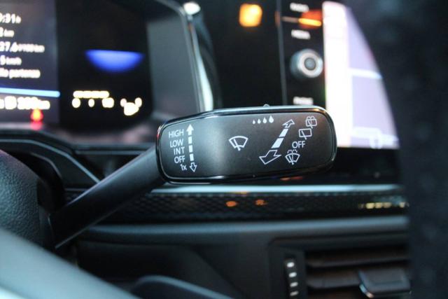 Volkswagen Polo 1.0 tsi Life 95cv dsg Con CARPLAY - Immagine 19