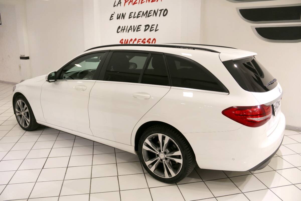 Mercedes C SW 220 d (bt) Premium auto - Immagine 4