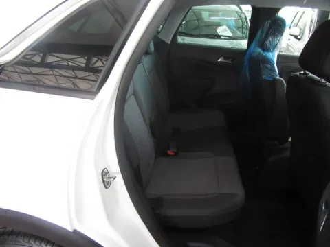Opel Crossland 1.2 Edition s&s 110cv - Immagine 10