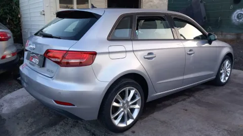 Audi A3 Sportback 30 1.6 tdi Business 116cv my20 - Immagine 2