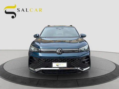 Volkswagen Tiguan 2.0 tdi R-Line 150cv dsg - Immagine 2