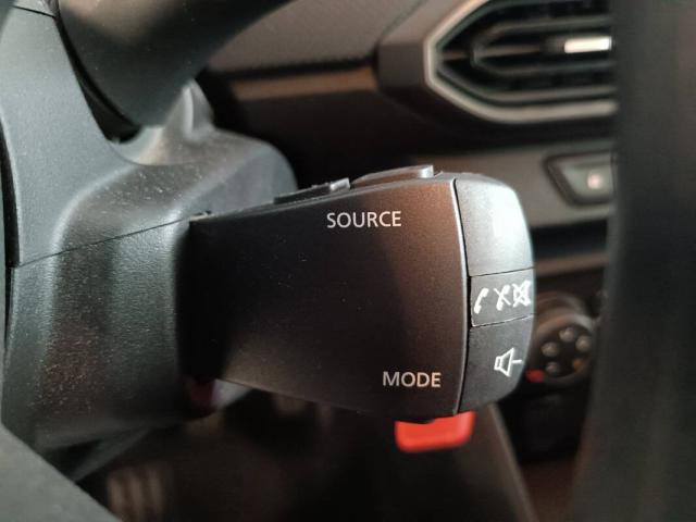 Dacia Sandero 1.0 sce Comfort 65cv - Immagine 1