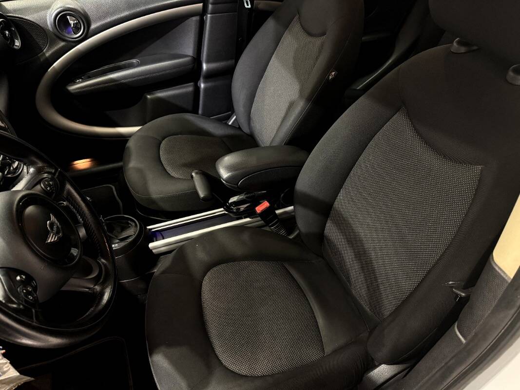Mini Mini Countryman 2.0 Cooper D Business auto E6 - Immagine 14