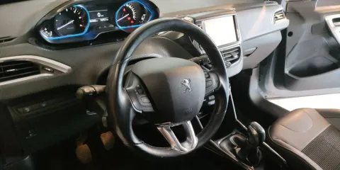 Peugeot 2008 1.5 bluehdi Allure s&s 100cv my19 - Immagine 21