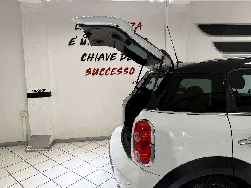 Mini Mini Countryman 2.0 Cooper D Business auto E6 - Immagine 25