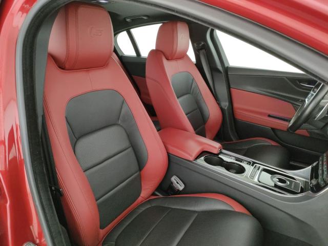 Jaguar  Xe 3.0 V6 S 340cv Auto - Immagine 4