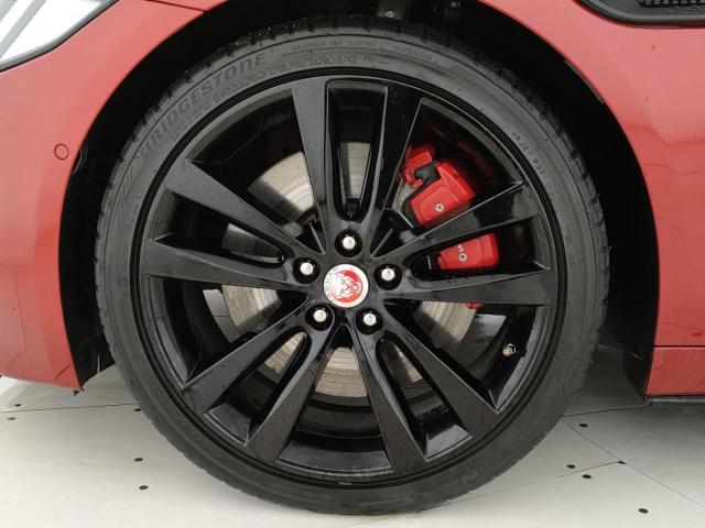 Jaguar  Xe 3.0 V6 S 340cv Auto - Immagine 15