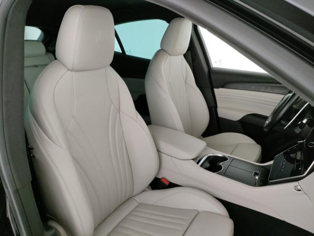 Maserati  Grecale 2.0 Mhev Modena 330cv Auto - Immagine 17