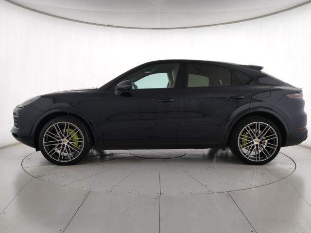 Porsche  Cayenne 3.0 E-hybrid 5p.ti Tiptronic - Immagine 2