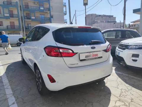 Lynk & Co 01 1.5 td phev auto - Immagine 6