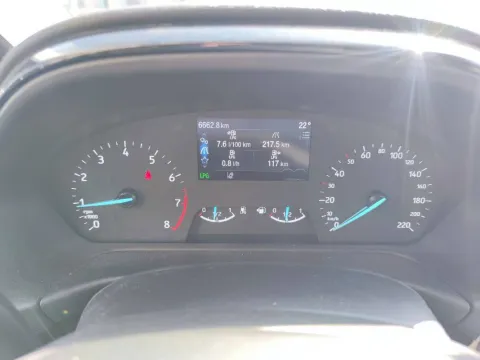 Lynk & Co 01 1.5 td phev auto - Immagine 15