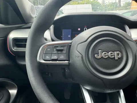 Jeep Avenger 1.2 turbo Summit fwd 100cv - Immagine 10