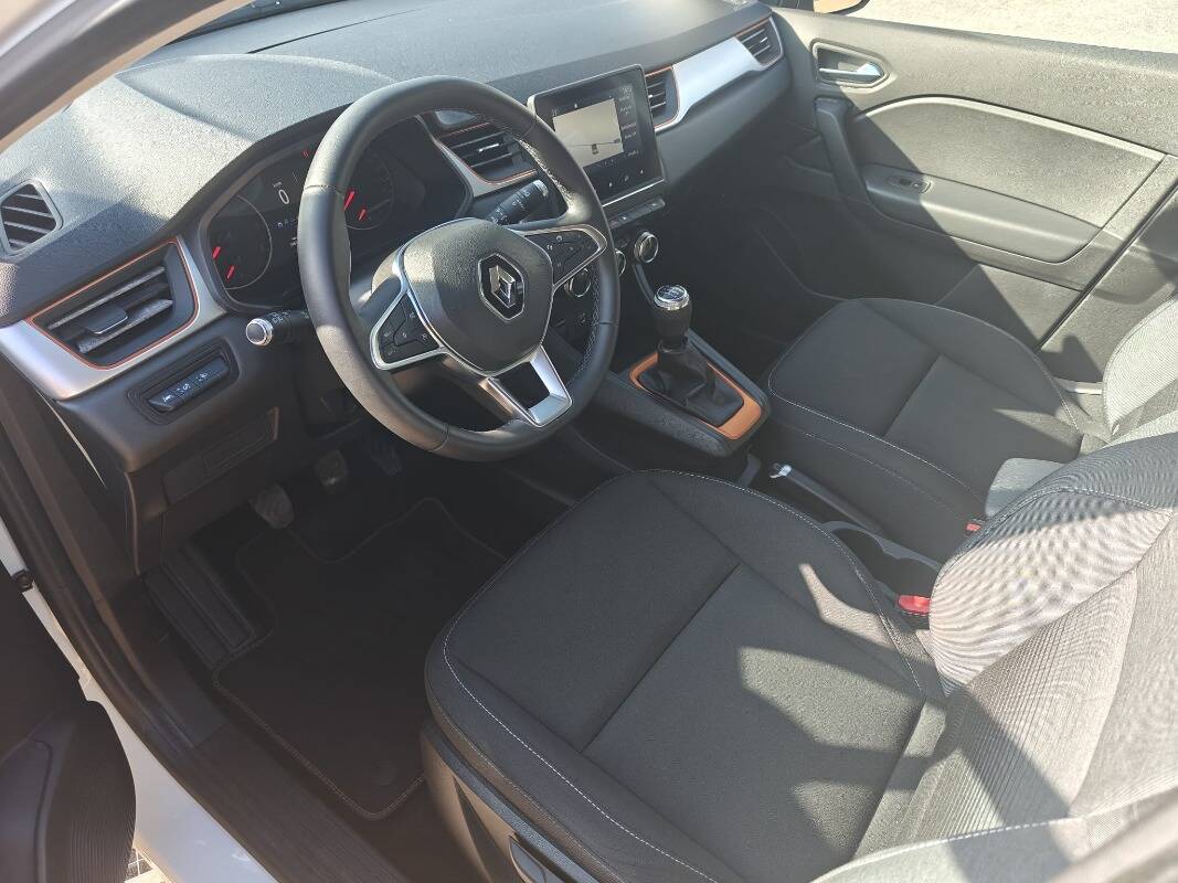 Renault Captur 1.0 tce Business 100cv - Immagine 5