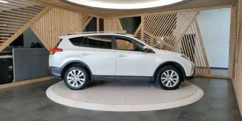 Toyota Rav4 2.2 d-cat Style 4wd 150cv auto - Immagine 5