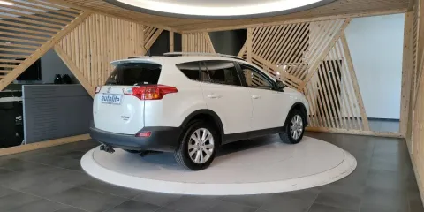 Toyota Rav4 2.2 d-cat Style 4wd 150cv auto - Immagine 6