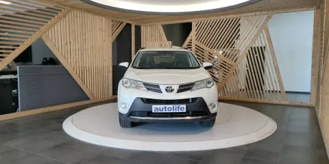 Toyota Rav4 2.2 d-cat Style 4wd 150cv auto - Immagine 15