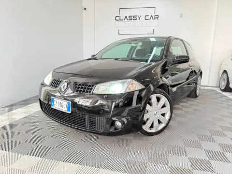 Renault Megane 3p 2.0 Renault Sport Tel.Sport 225cv - Immagine 2