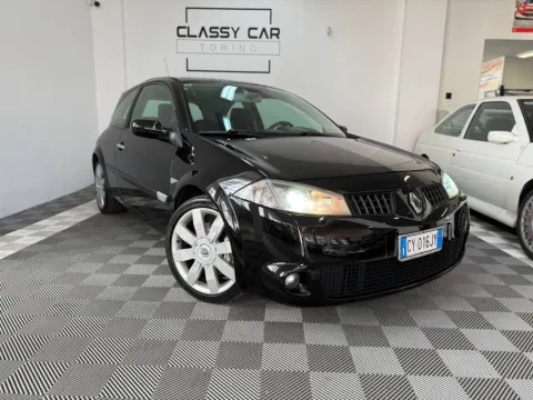 Renault Megane 3p 2.0 Renault Sport Tel.Sport 225cv - Immagine 4