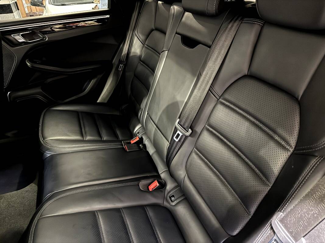 Porsche Macan 2.0 252cv pdk - Immagine 21