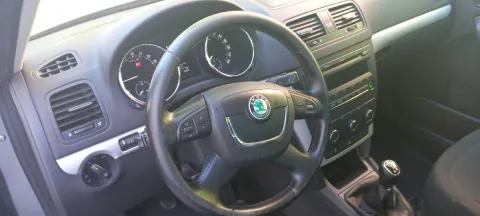 Alfa Romeo GTV 1.8 ts 16v - Immagine 10