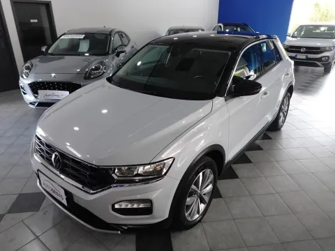 Volkswagen T-Roc 1.0 tsi Style 110cv - Immagine 2