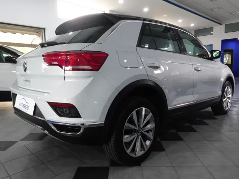 Volkswagen T-Roc 1.0 tsi Style 110cv - Immagine 11