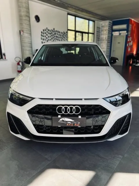 Audi Q3 35 2.0 tdi Business Advanced s-tronic - Immagine 2
