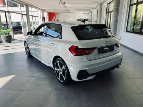Audi Q3 35 2.0 tdi Business Advanced s-tronic - Immagine 4