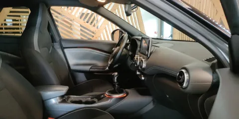 Nissan Juke 1.0 dig-t N-Connecta 117cv - Immagine 25