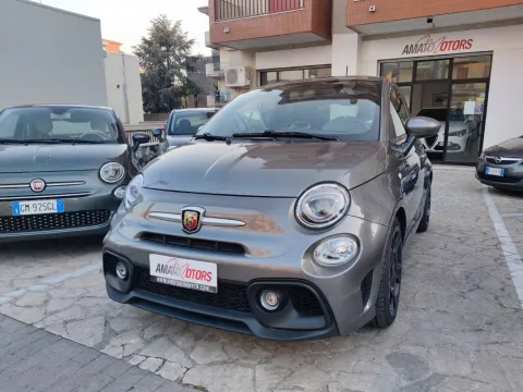 Abarth 595 1.4 t-jet 145cv - Immagine 1