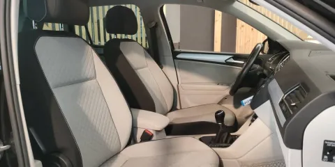 Volkswagen Tiguan 1.6 tdi Business 115cv - Immagine 14
