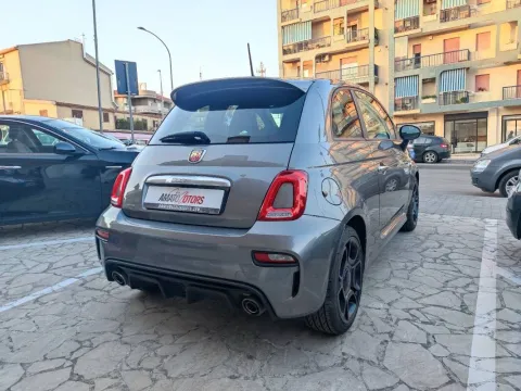 Abarth 595 1.4 t-jet 145cv - Immagine 4