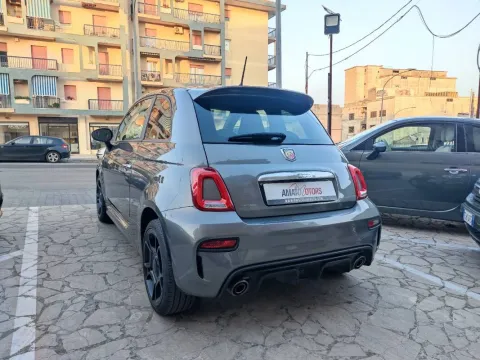 Abarth 595 1.4 t-jet 145cv - Immagine 6