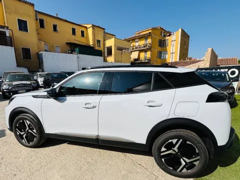 Peugeot 2008 1.2 puretech Allure s&s 100cv - Immagine 4
