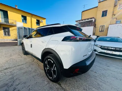 Peugeot 2008 1.2 puretech Allure s&s 100cv - Immagine 5