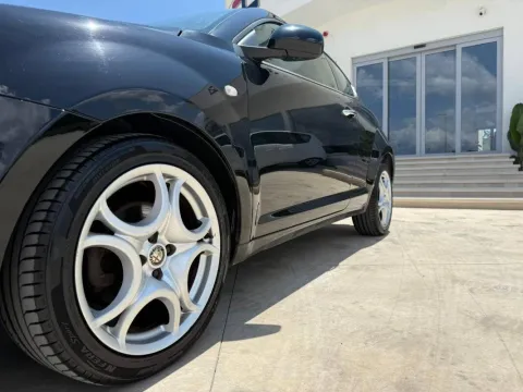 Audi Q2 1.6 tdi Business - Immagine 12