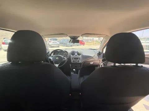 Audi Q2 1.6 tdi Business - Immagine 20