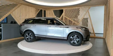 Land Rover Range Rover Velar 2.0d i4 R-Dynamic S 180cv auto my20 - Immagine 4