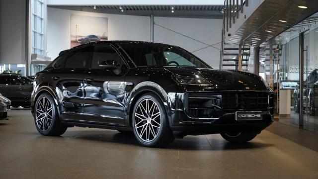 Porsche Cayenne Coupe Coupe E-Hybrid-Matrix-SportDesign-Tetto-PASM - Immagine 1