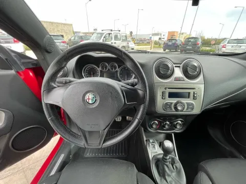 Renault Clio 1.5 dci Moschino Zen 75cv - Immagine 15