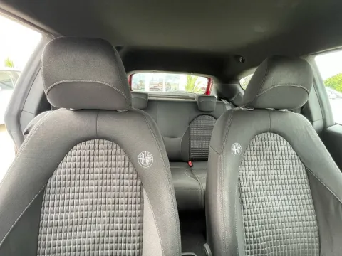 Renault Clio 1.5 dci Moschino Zen 75cv - Immagine 19