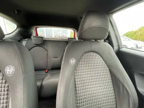 Renault Clio 1.5 dci Moschino Zen 75cv - Immagine 20