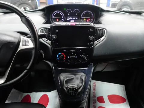 Volkswagen T-Roc Cabriolet 1.5 tsi Style dsg - Immagine 14