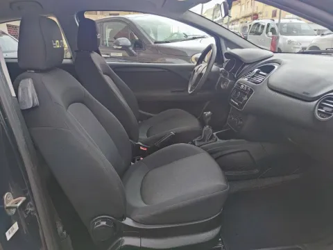 Fiat Punto 3p 1.3 mjt 16v Young 75cv - Immagine 10